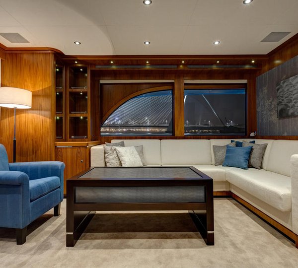 mulder yacht charter